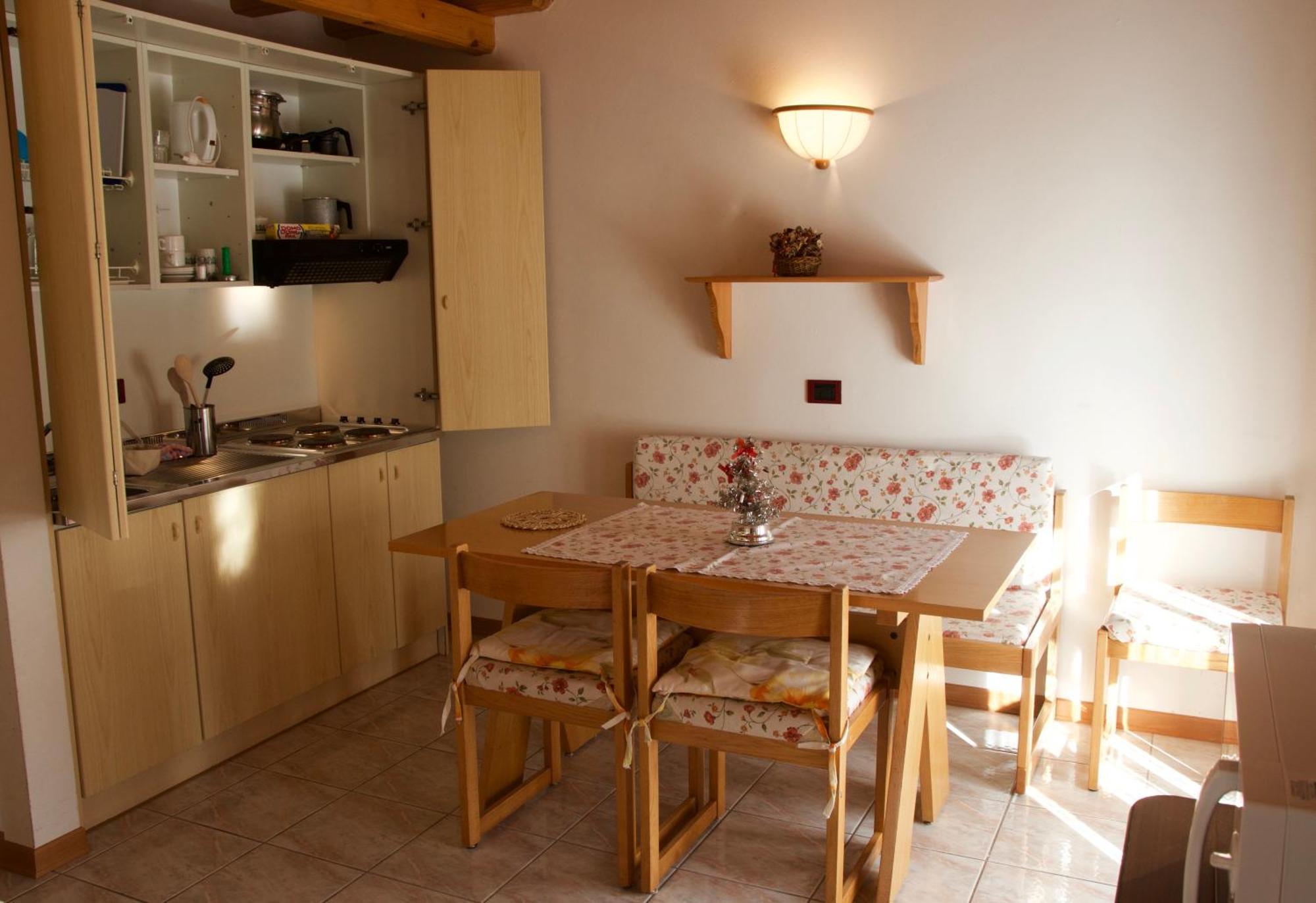 Chalet Al Lago Мольвено Номер фото